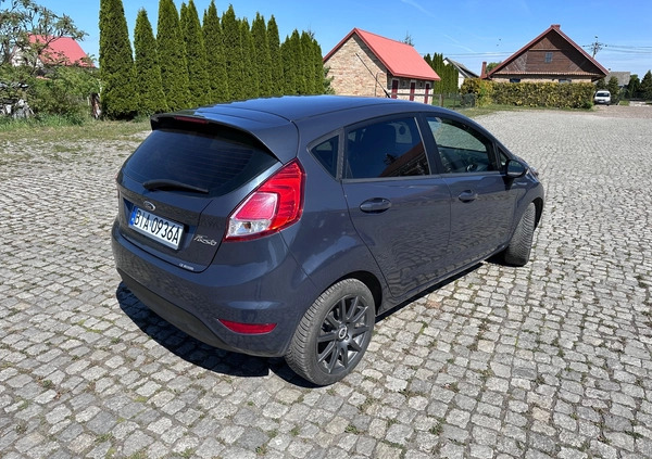 Ford Fiesta cena 27400 przebieg: 91800, rok produkcji 2013 z Zduny małe 79